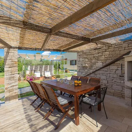 Holiday home Debora By Interhome